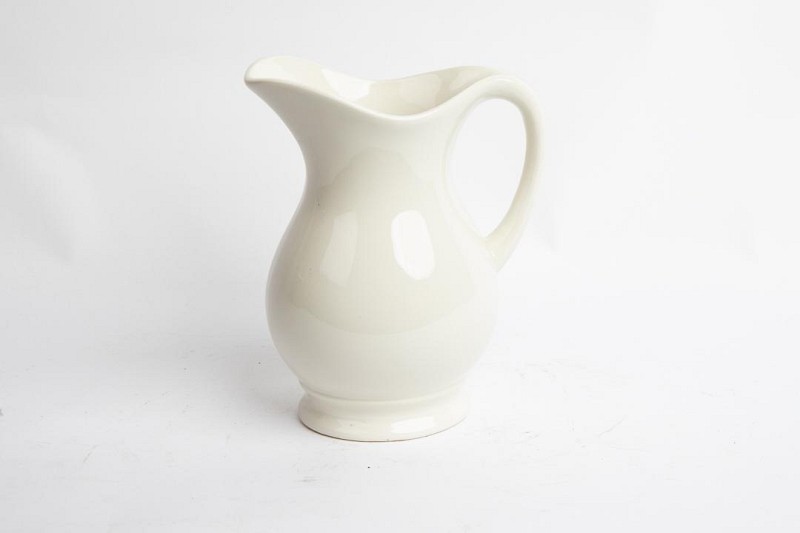 Hospital Jug in Ceramic 